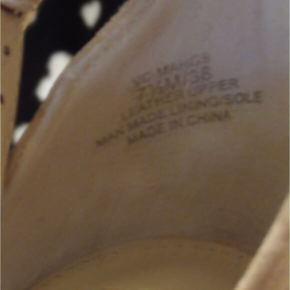 🆕👠Vince Camuto Mahgs Block Heeled Sandals - Picture 11 of 11